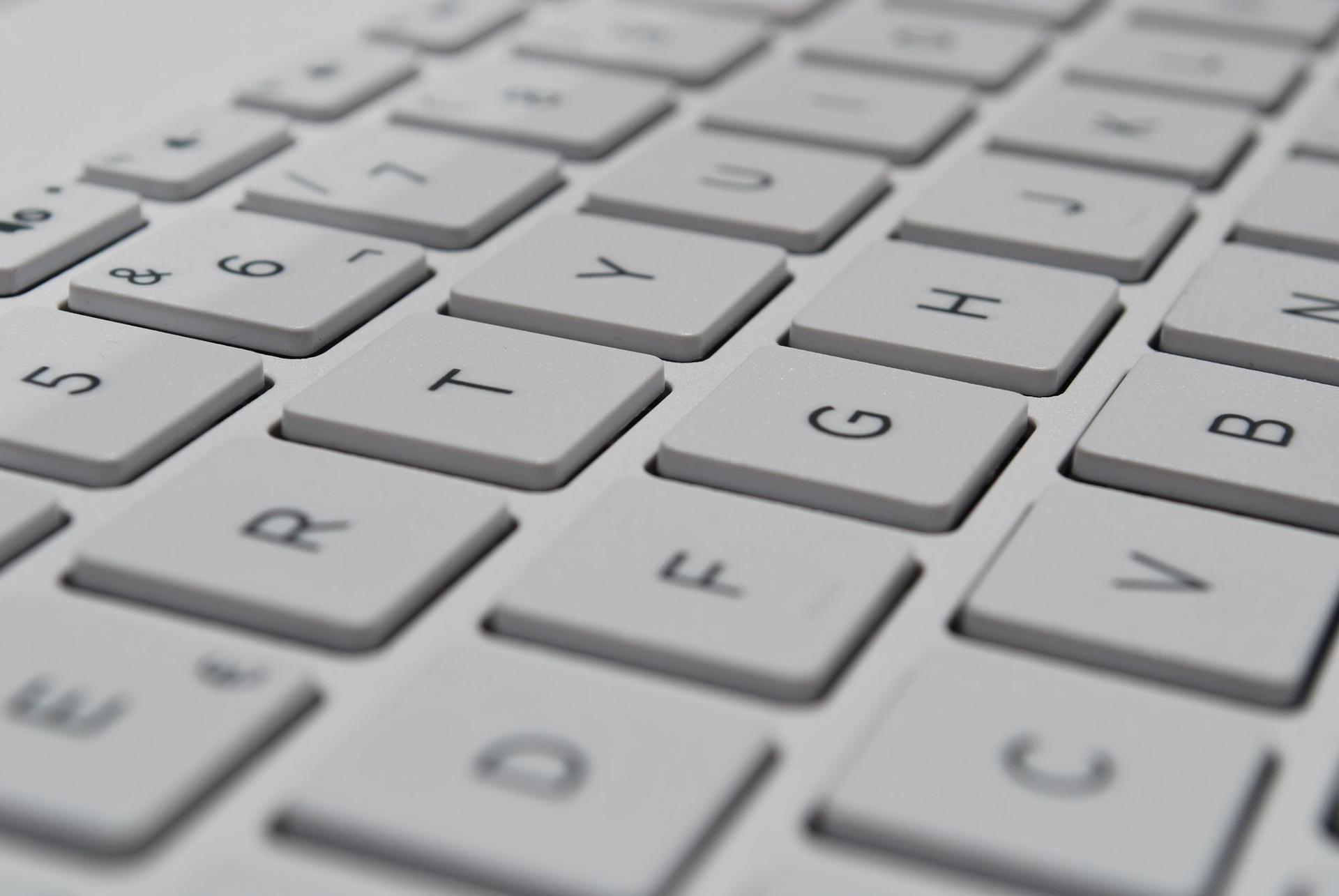 Implementing Seq2Seq Models for Text Summarization With Keras ...